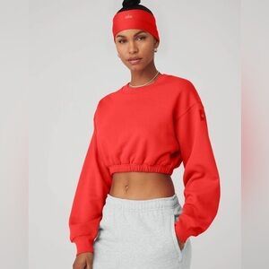 ❤️ALO❤️RED HOT SUMMER Devotion Cropped Sweatshirt